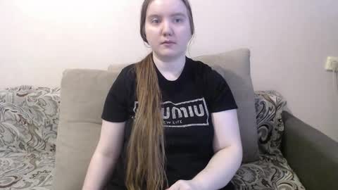 Josefin online show from 03/27/26, 04:29