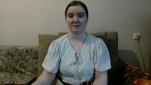 Snapshot of aquanarmin chatting on 05/19/26, 12:33 Josefin online show from 05/19/26, 12:33
