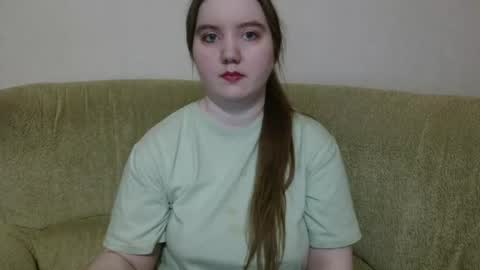 Snapshot of aquanarmin chatting on 06/18/26, 01:17 Josefin online show from 06/18/26, 01:17