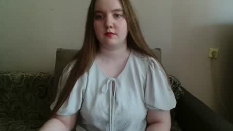 Josefin online show from 06/29/26, 07:14