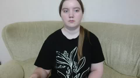 Josefin online show from 07/20/26, 10:39