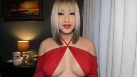 Snapshot of aqueenofcumxx chatting on 02/09/25, 07:30 Alicia online show from 02/09/25, 07:30