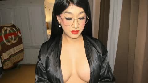 Alicia online show from 04/19/26, 06:10