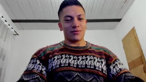 Snapshot of aquiles_51 chatting on 12/02/24, 01:36 Jonathan online show from 12/02/24, 01:36