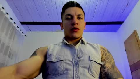Snapshot of aquiles_51 chatting on 03/04/25, 11:11 Jonathan online show from 03/04/25, 11:11