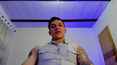 Snapshot of aquiles_51 chatting on 03/12/25, 11:44 Jonathan online show from 03/12/25, 11:44