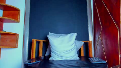 Snapshot of aquiles_elpapi chatting on 03/30/26, 01:39 AquilesElpapi online show from 03/30/26, 01:39