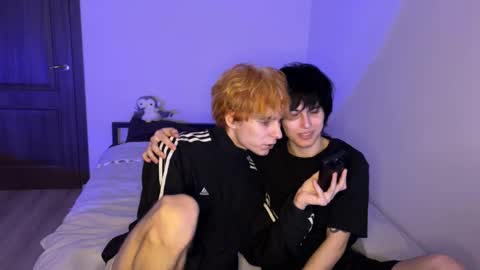 Snapshot of ar1zze chatting on 03/18/26, 06:55 zik and kris online show from 03/18/26, 06:55