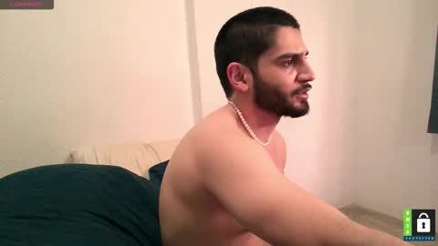 Snapshot of arab_b chatting on 01/19/26, 07:01 Thiago online show from 01/19/26, 07:01