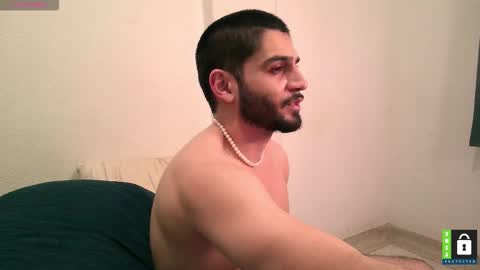 Snapshot of arab_b chatting on 03/18/26, 03:15 Thiago online show from 03/18/26, 03:15