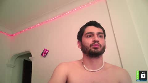Snapshot of arab_b chatting on 03/19/26, 03:49 Thiago online show from 03/19/26, 03:49