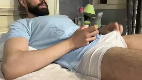 Snapshot of arabman991 chatting on 10/13/25, 01:05 Egyptian Man online show from 10/13/25, 01:05