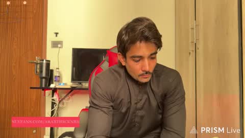 Snapshot of arabthickestdick1 chatting on 03/21/26, 11:04 Shaani online show from 03/21/26, 11:04