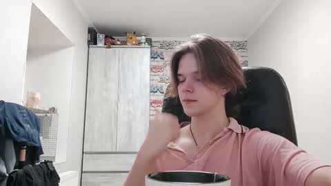 Snapshot of arcanetracer chatting on 12/14/25, 08:24 Daniel online show from 12/14/25, 08:24