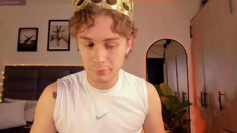 Snapshot of archiekingss chatting on 04/26/26, 01:03 Archie online show from 04/26/26, 01:03