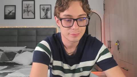 Snapshot of archiekingss chatting on 05/07/26, 06:13 Archie online show from 05/07/26, 06:13