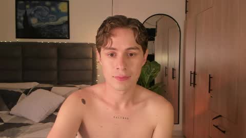Snapshot of archiekingss chatting on 05/17/26, 06:59 Archie online show from 05/17/26, 06:59
