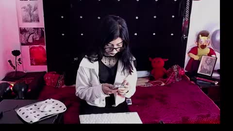 Snapshot of ardat_lili69 chatting on 05/27/26, 01:41 Ardat lili69 online show from 05/27/26, 01:41