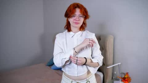 Snapshot of ardithterrio chatting on 12/17/25, 07:03 Lilly online show from 12/17/25, 07:03