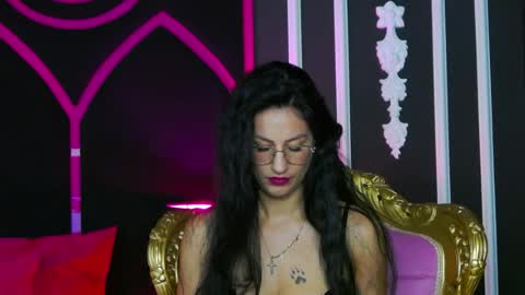 Snapshot of areina chatting on 06/25/26, 05:12 Areina online show from 06/25/26, 05:12