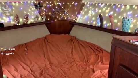 Areola Sky online show from 10/22/25, 05:02