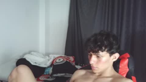 Snapshot of ares_aestheticgod chatting on 03/04/26, 02:50 Ares D online show from 03/04/26, 02:50