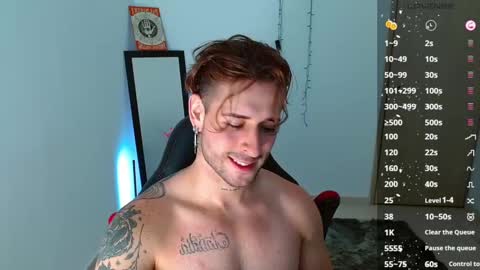 Snapshot of ares_blue chatting on 01/17/25, 01:35 ares blue online show from 01/17/25, 01:35