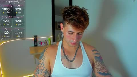 Snapshot of ares_blue chatting on 09/23/25, 12:24 ares blue online show from 09/23/25, 12:24