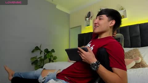 Ares online show from 09/25/25, 03:05