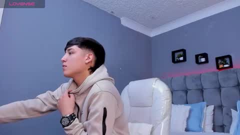 Ares online show from 11/05/25, 04:56