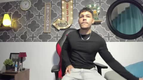 Snapshot of ares_parker chatting on 01/12/26, 04:07 ares_parker online show from 01/12/26, 04:07