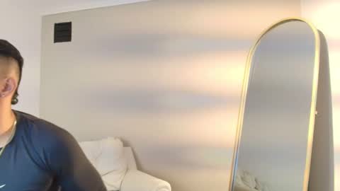 Snapshot of areslevi chatting on 01/07/26, 06:32 ares levi online show from 01/07/26, 06:32