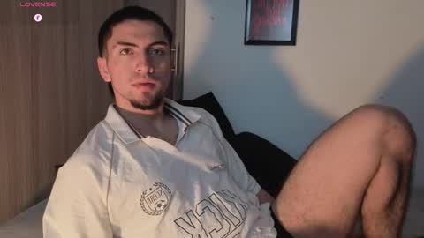 Snapshot of aresmassimox chatting on 01/06/26, 12:31 Mateo online show from 01/06/26, 12:31