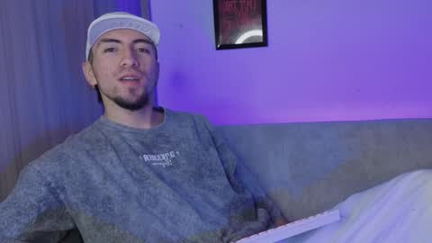 Snapshot of aresmassimox chatting on 01/10/26, 02:19 Mateo online show from 01/10/26, 02:19