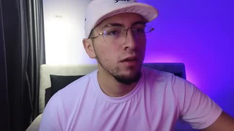 Snapshot of aresmassimox chatting on 03/16/26, 12:31 Mateo online show from 03/16/26, 12:31