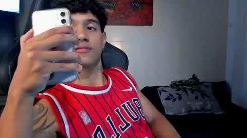 aress444 online show from 12/17/25, 04:51