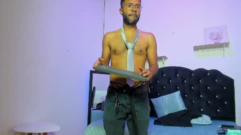 Alex Cortez online show from 05/25/26, 04:35