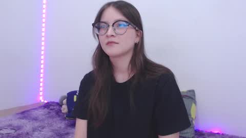 Ahri James online show from 09/15/25, 05:13