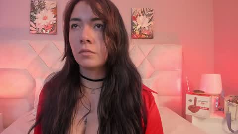 ari_lynn_ online show from 05/10/26, 12:10