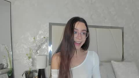 Ari Wilde online show from 06/07/26, 12:20