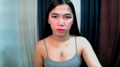 Snapshot of aria_fucks chatting on 12/18/25, 03:12 ARIA online show from 12/18/25, 03:12