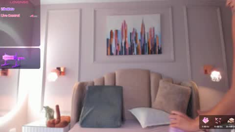 Snapshot of aria_greco chatting on 02/07/25, 09:37 Aria  online show from 02/07/25, 09:37