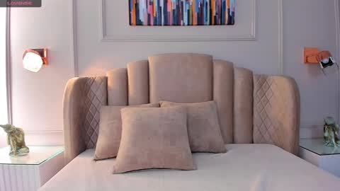 Snapshot of aria_greco chatting on 03/08/25, 03:39 Aria  online show from 03/08/25, 03:39