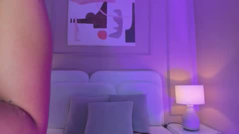 Snapshot of aria_greco chatting on 09/16/25, 03:40 Aria  online show from 09/16/25, 03:40