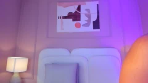 Aria  online show from 11/02/25, 02:36