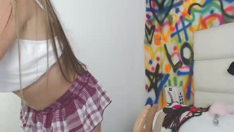 aria online show from 02/12/25, 03:05