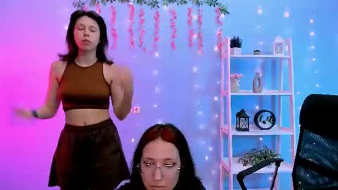 Snapshot of aria_wild_ chatting on 06/22/26, 03:25 aria_wild_ online show from 06/22/26, 03:25