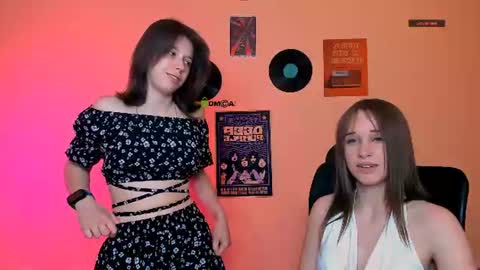 Snapshot of aria_wild_ chatting on 07/15/26, 06:57 aria_wild_ online show from 07/15/26, 06:57