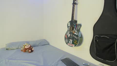 Aria and Orien online show from 04/28/26, 05:51