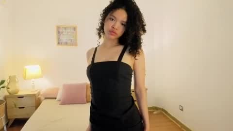 ariaa_23 online show from 05/09/26, 12:54
